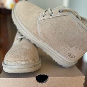 UGG Neumel Boot - mustard seed,  size 7 - NWB